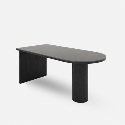 築影餐桌 Forma Table